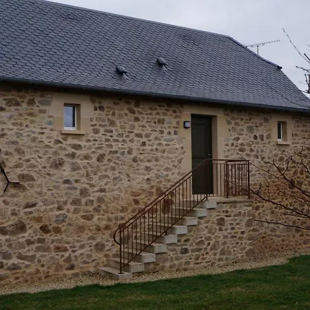 La Grange De Noelie Bed and Breakfast Lanuejouls-et-Privezac