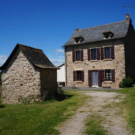 فندق مبيت وإفطار La Grange De Noelie Lanuejouls-et-Privezac
